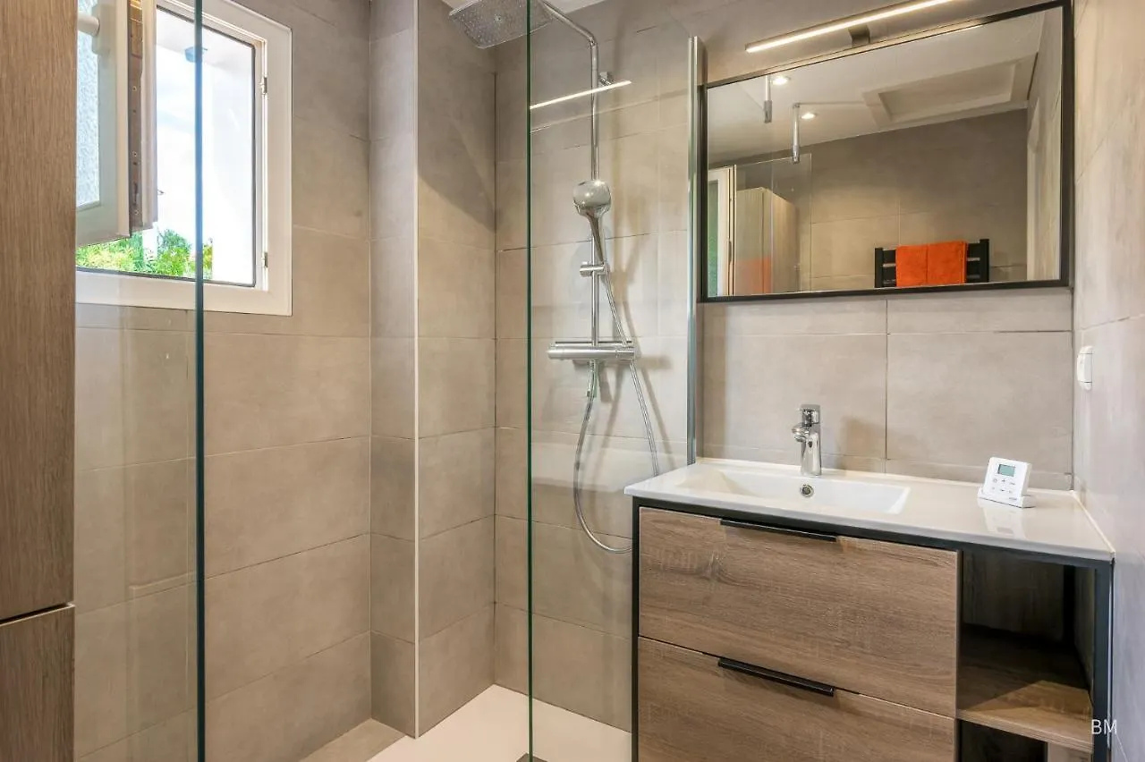 Esprit Du Sud Damien Βίλα Roquebrune-sur Argens 0*,  Γαλλία